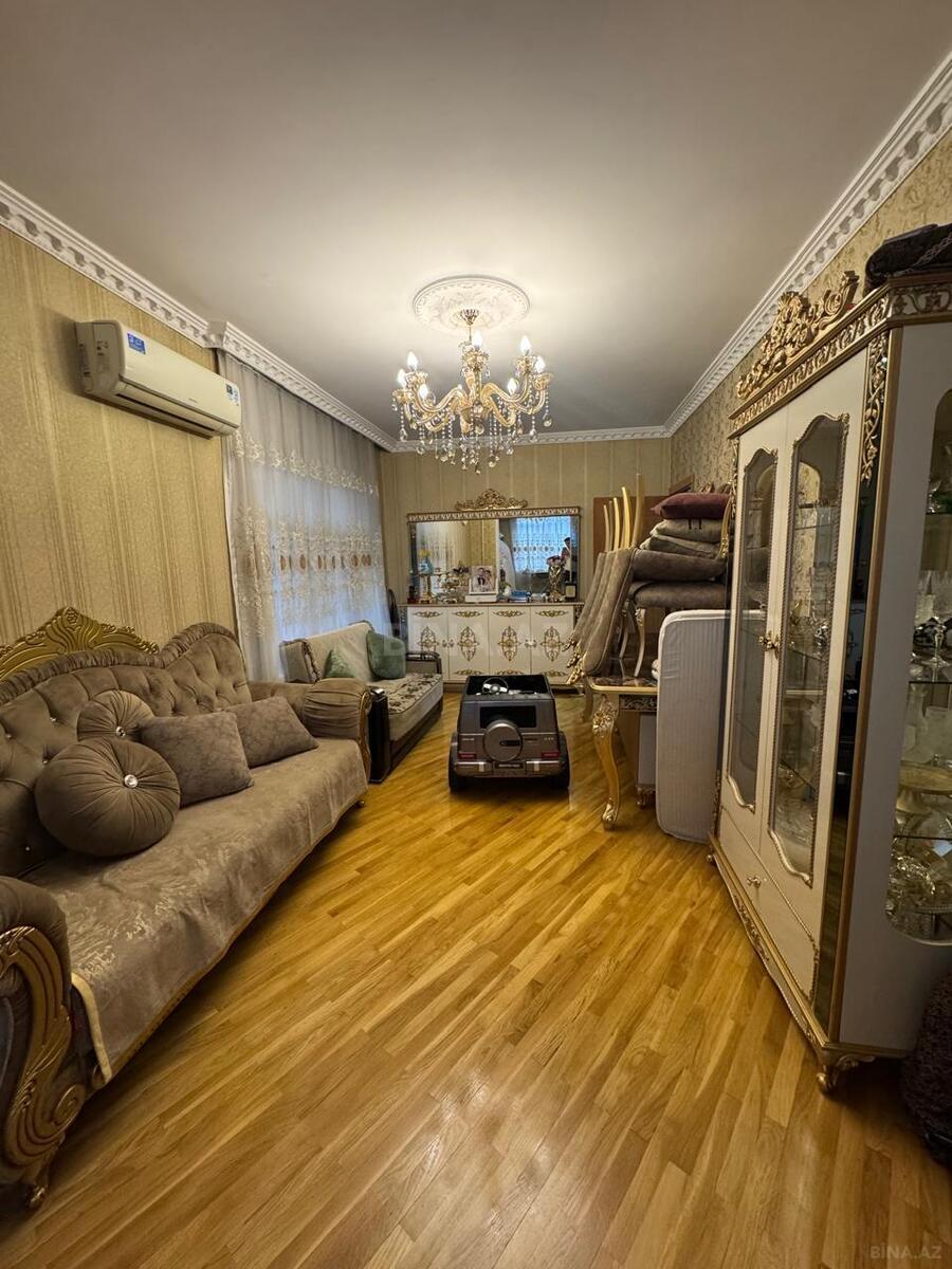 4 otaqlı Köhnə tikili, 20 Yanvar m., Bakı