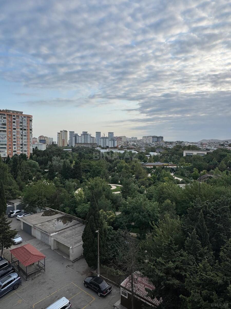 4 otaqlı Köhnə tikili, 20 Yanvar m., Bakı