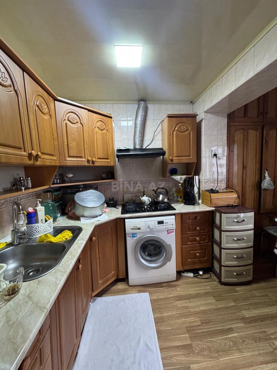 4 otaqlı Köhnə tikili, 20 Yanvar m., Bakı