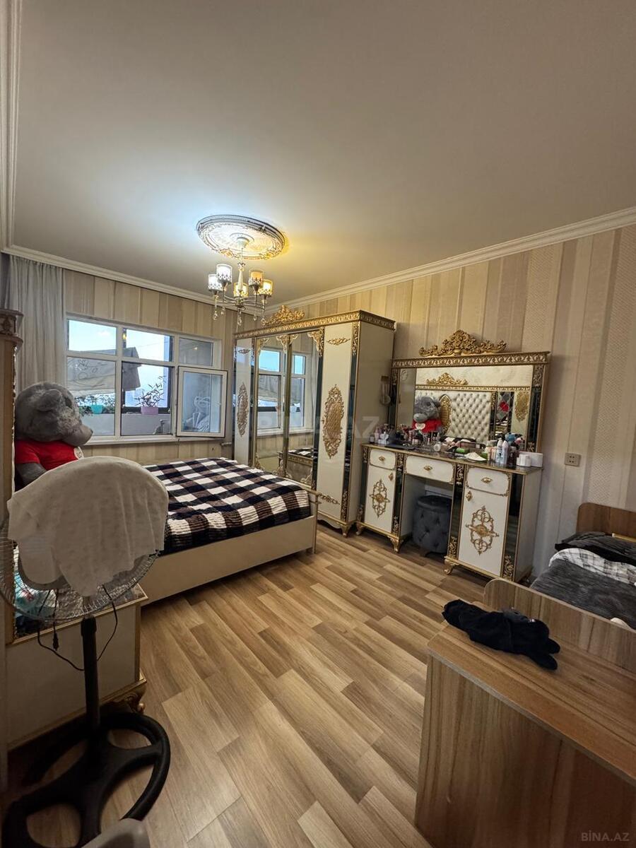 4 otaqlı Köhnə tikili, 20 Yanvar m., Bakı