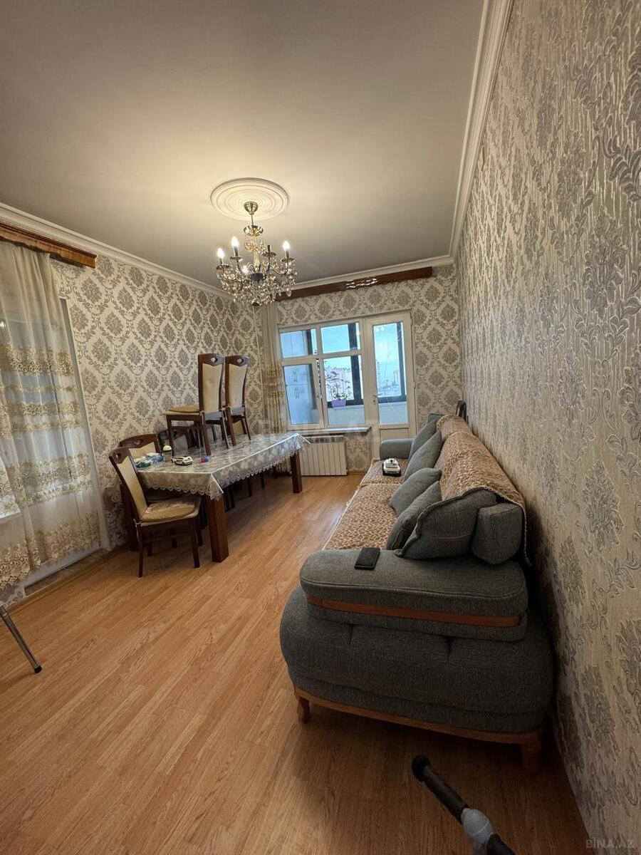 4 otaqlı Köhnə tikili, 20 Yanvar m., Bakı