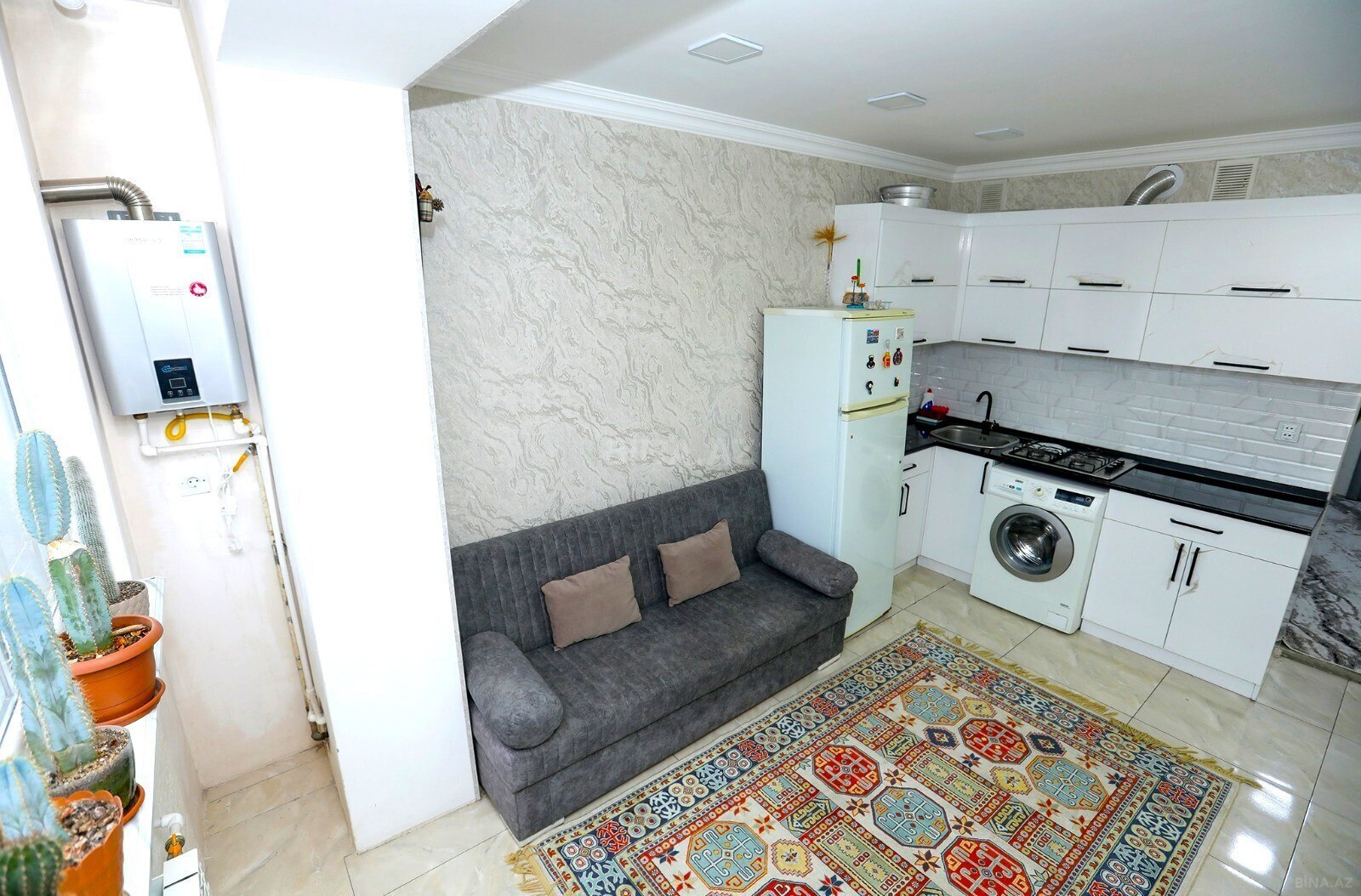 3 otaqlı Köhnə tikili, Əhmədli m., Bakı