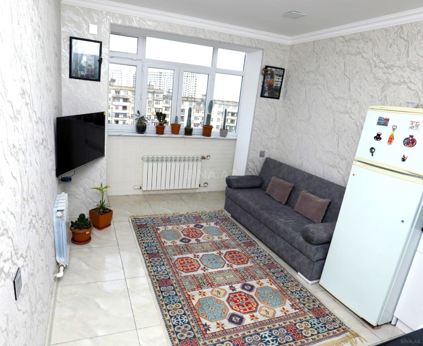 3 otaqlı Köhnə tikili, Əhmədli m., Bakı