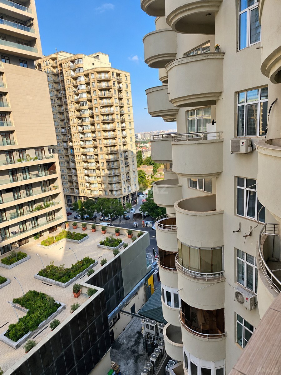 2 otaqlı Yeni tikili, 8 Noyabr m., Bakı