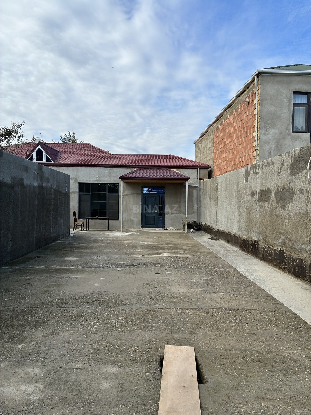 6 otaqlı Həyət evi/Bağ evi, Saray q., Bakı
