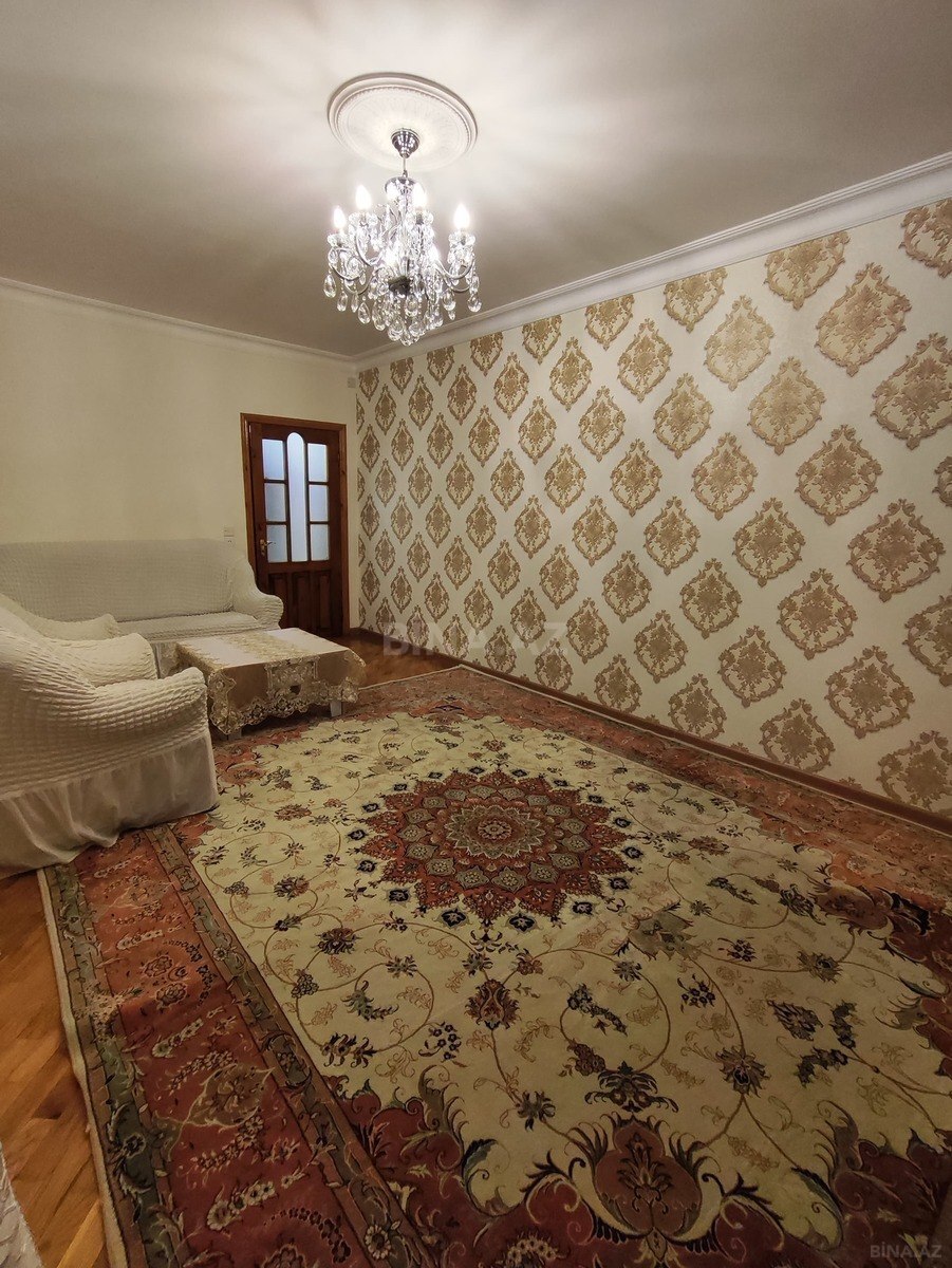 4 otaqlı Köhnə tikili, Əhmədli m., Bakı