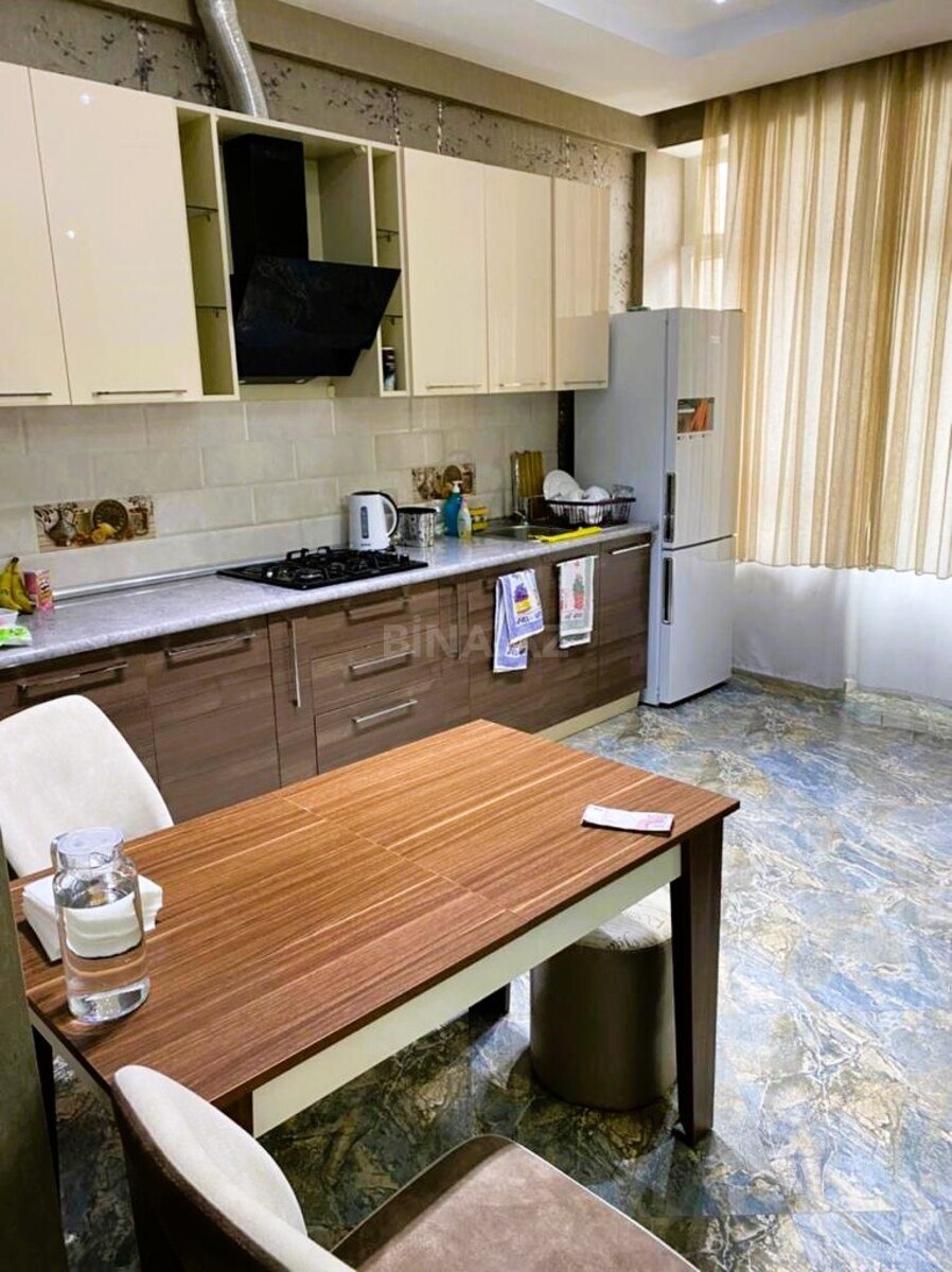 2 otaqlı Yeni tikili, Şah İsmayıl Xətai m., Bakı