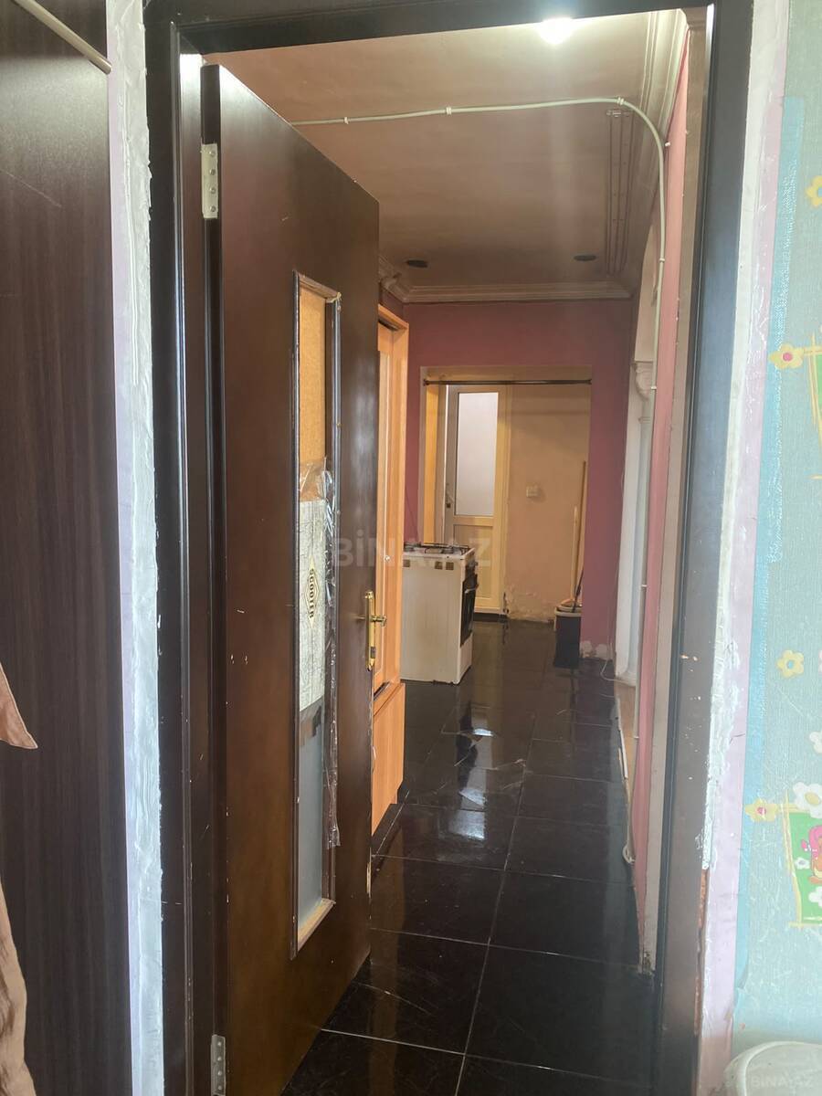 3 otaqlı Köhnə tikili, 20 Yanvar m., Bakı