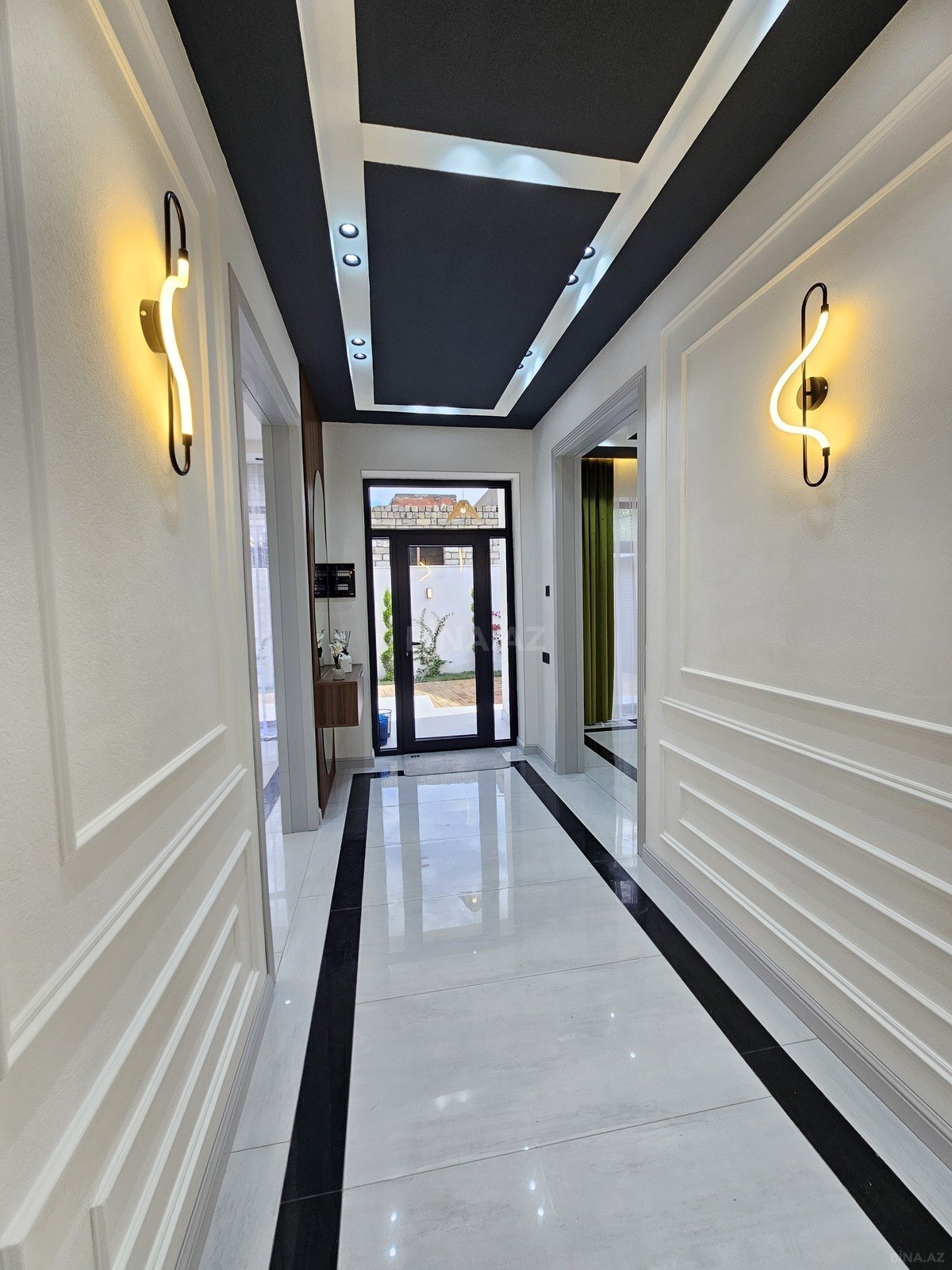 4 otaqlı Həyət evi/Bağ evi, Şüvəlan q., Bakı