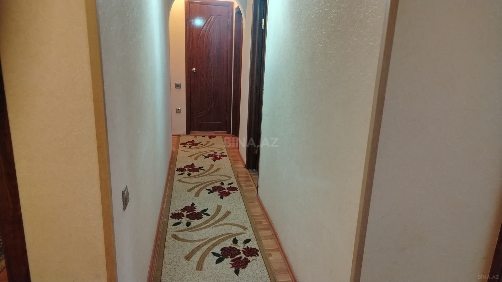 3 otaqlı Köhnə tikili, Şah İsmayıl Xətai m., Bakı
