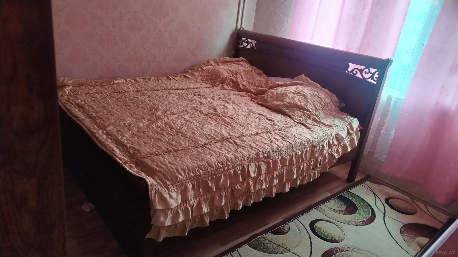 3 otaqlı Köhnə tikili, Şah İsmayıl Xətai m., Bakı