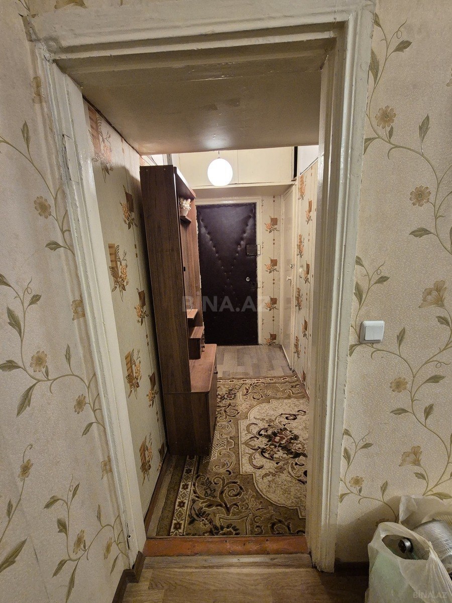 2 otaqlı Köhnə tikili, Memar Əcəmi m., Bakı