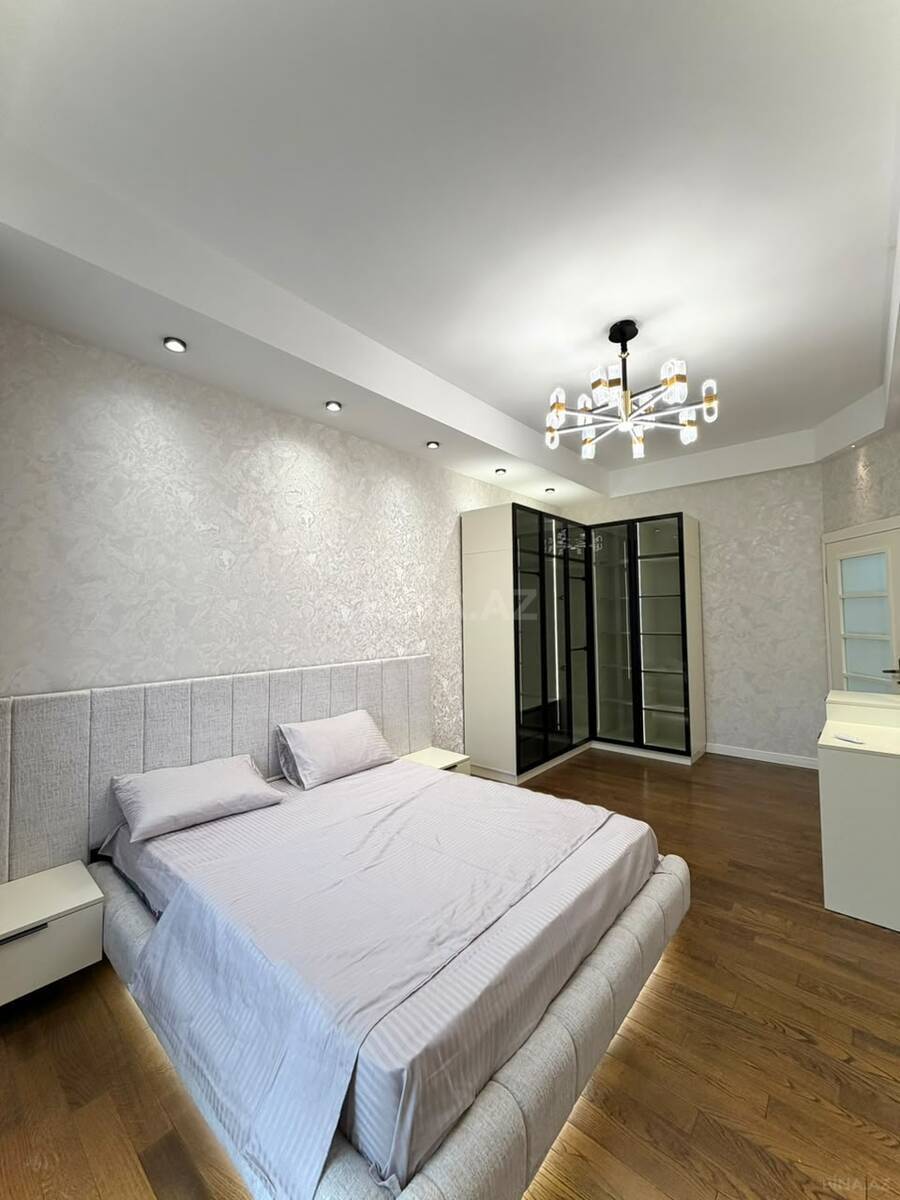 3 otaqlı Yeni tikili, 8 Noyabr m., Bakı