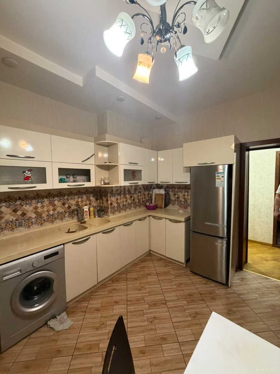 3 otaqlı Yeni tikili, 8 Noyabr m., Bakı