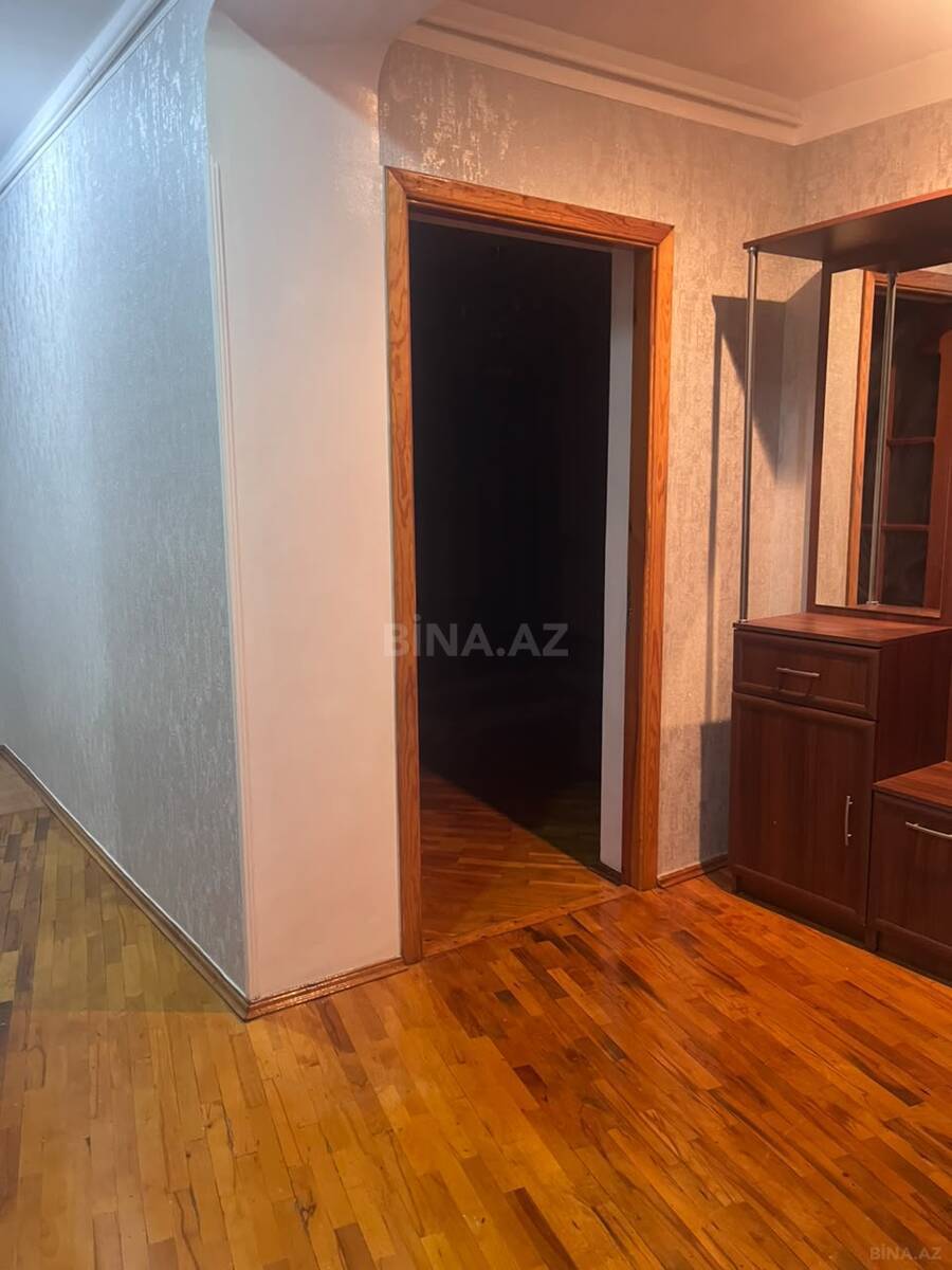 3 otaqlı Köhnə tikili, Əhmədli m., Bakı