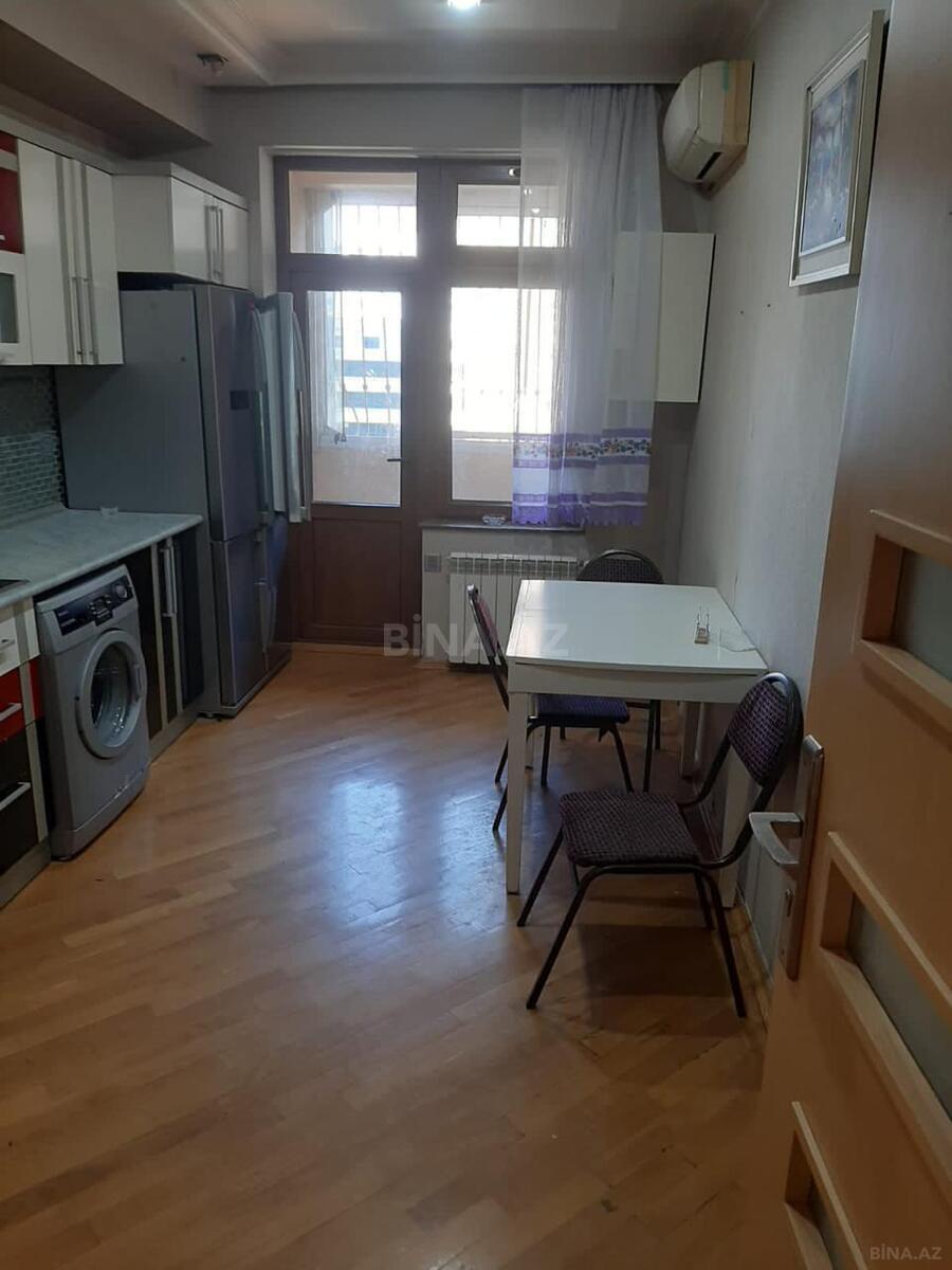 3 otaqlı Yeni tikili, Nizami m., Bakı