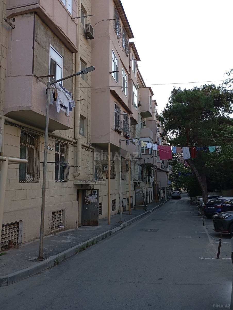 2 otaqlı Köhnə tikili, Qara Qarayev m., Bakı