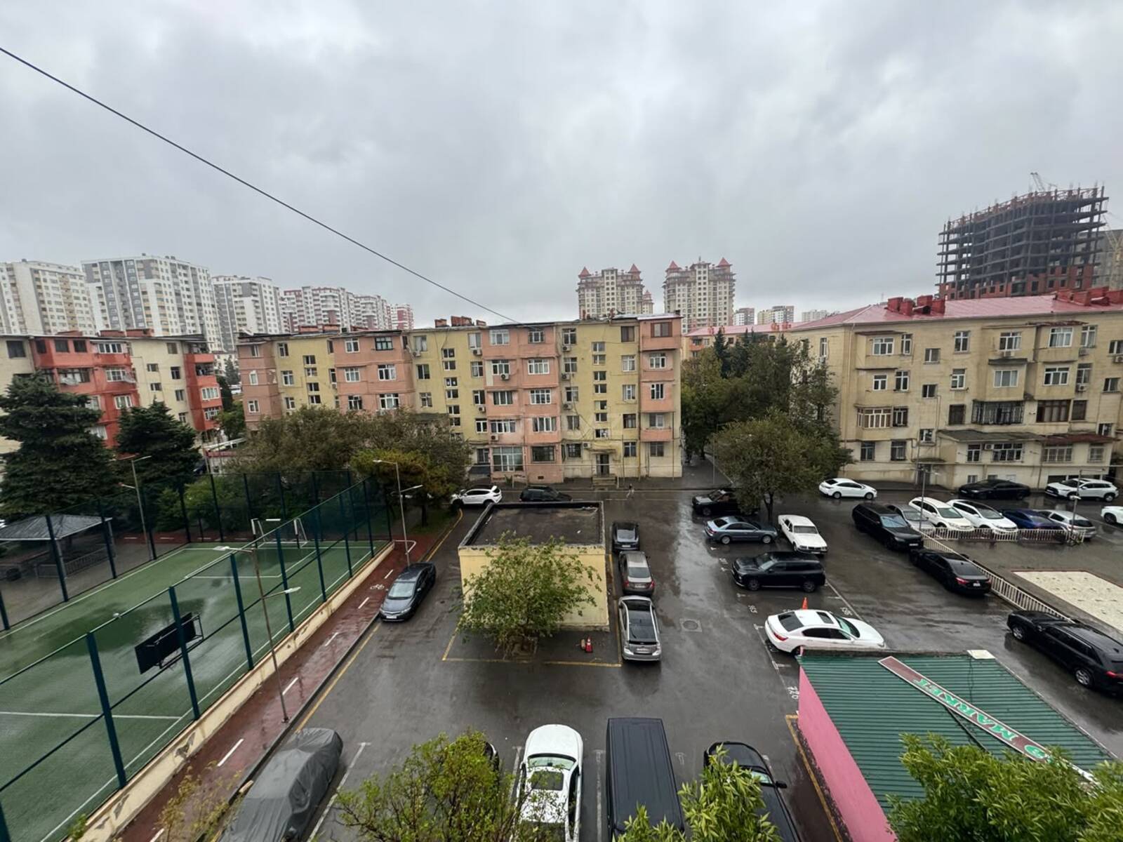 2 otaqlı Köhnə tikili, Qara Qarayev m., Bakı
