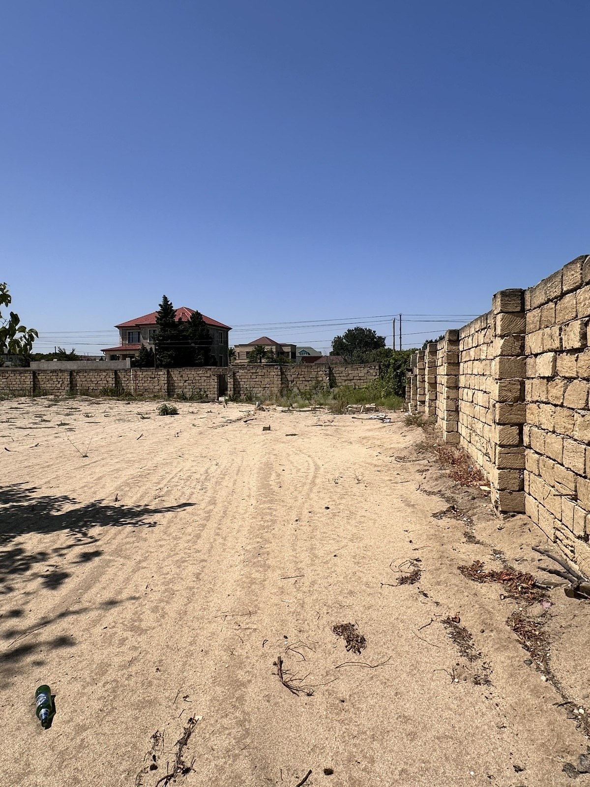 Torpaq Görədil q., Bakı
