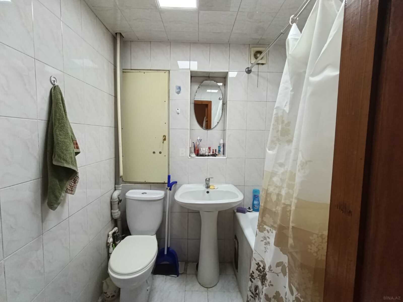 3 otaqlı Köhnə tikili, İnşaatçılar m., Bakı