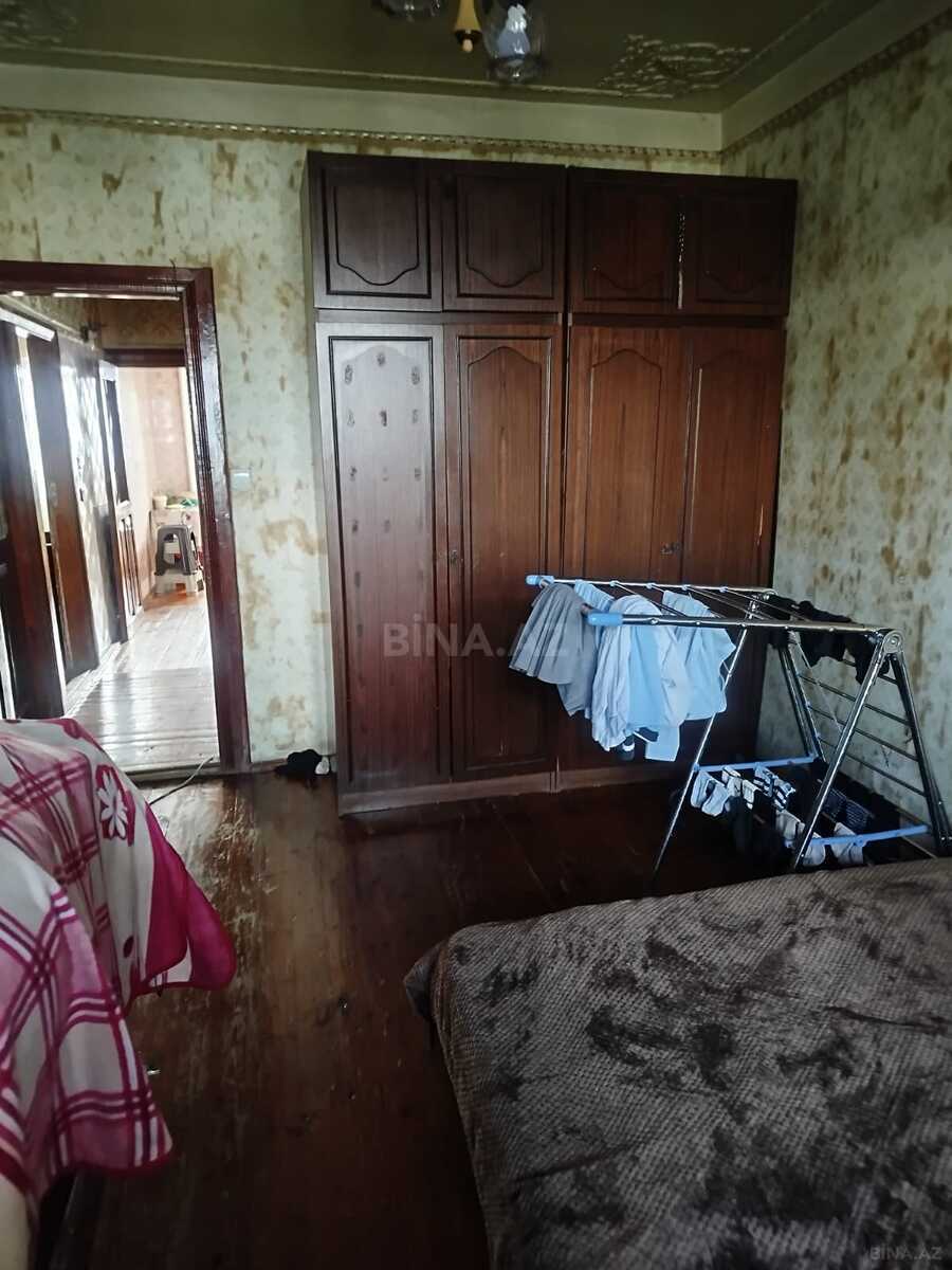 3 otaqlı Köhnə tikili, Yeni Günəşli q., Bakı