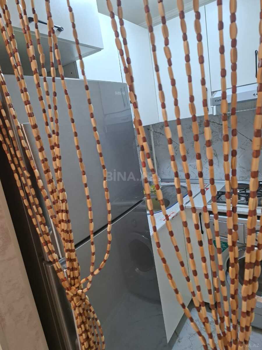 2 otaqlı Köhnə tikili, Elmlər Akademiyası m., Bakı