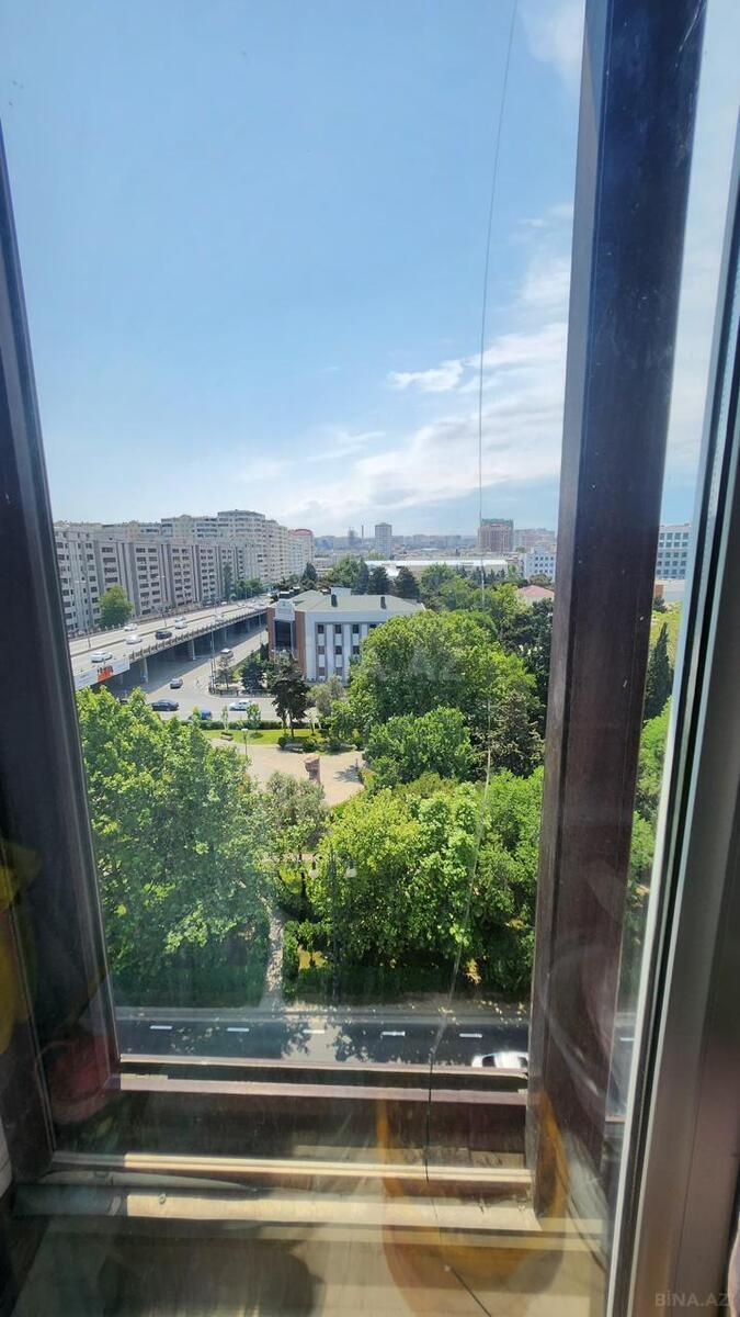 3 otaqlı Köhnə tikili, Gənclik m., Bakı
