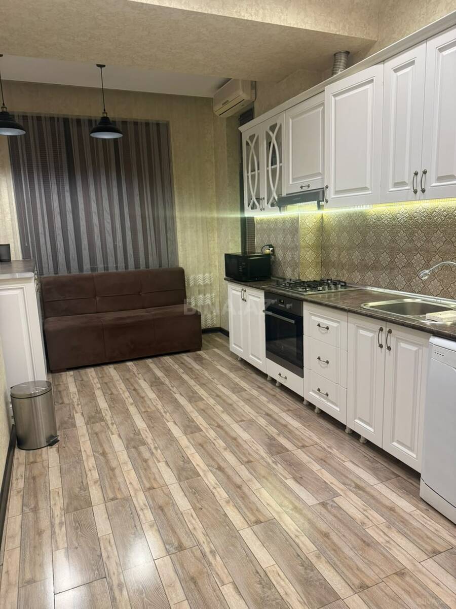 2 otaqlı Yeni tikili, Elmlər Akademiyası m., Bakı