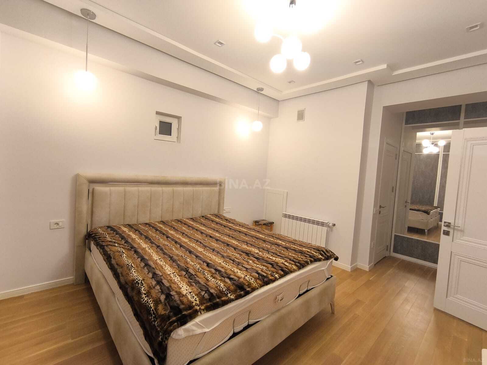 4 otaqlı Yeni tikili, Şah İsmayıl Xətai m., Bakı