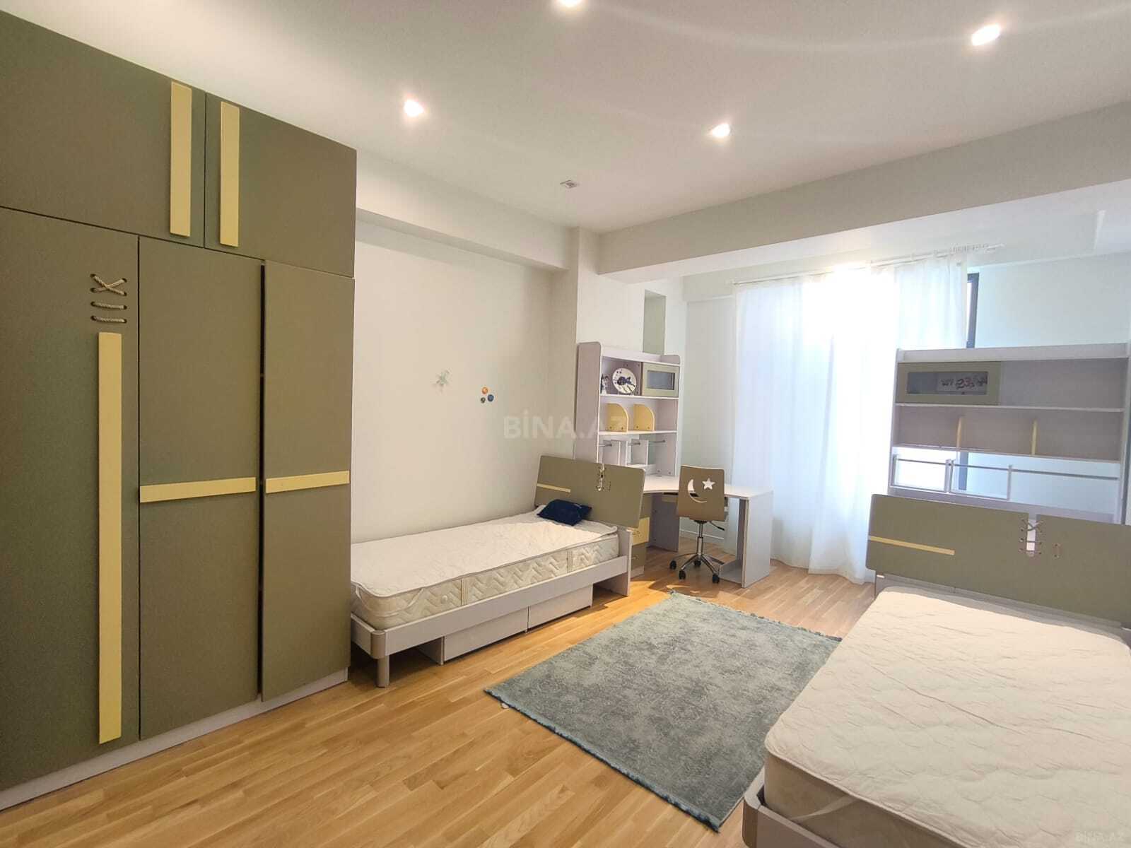 4 otaqlı Yeni tikili, Şah İsmayıl Xətai m., Bakı