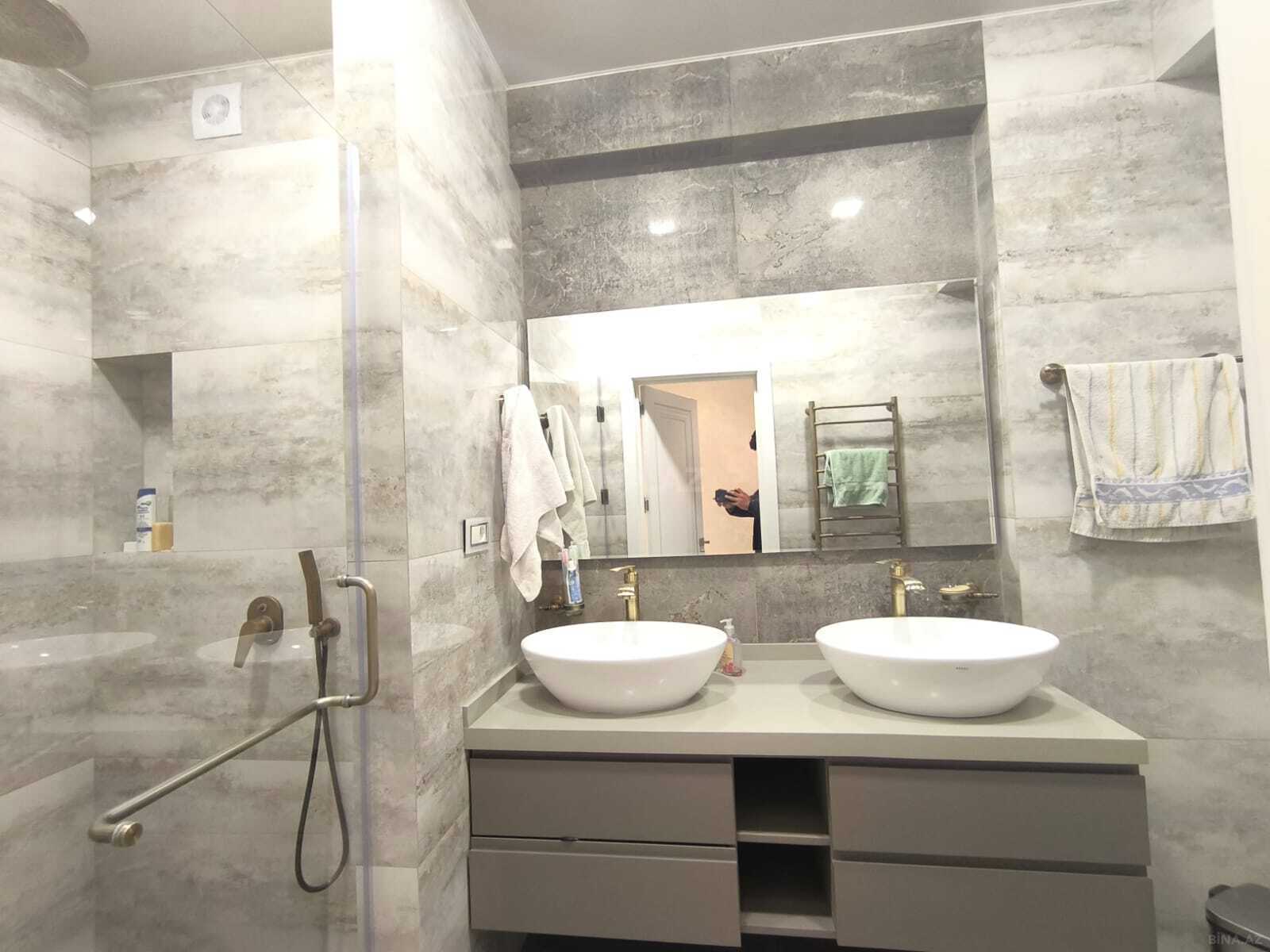 4 otaqlı Yeni tikili, Şah İsmayıl Xətai m., Bakı