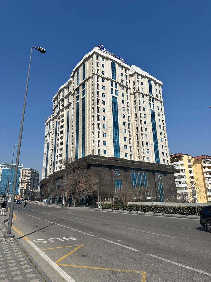 5 otaqlı Yeni tikili, Nizami m., Bakı