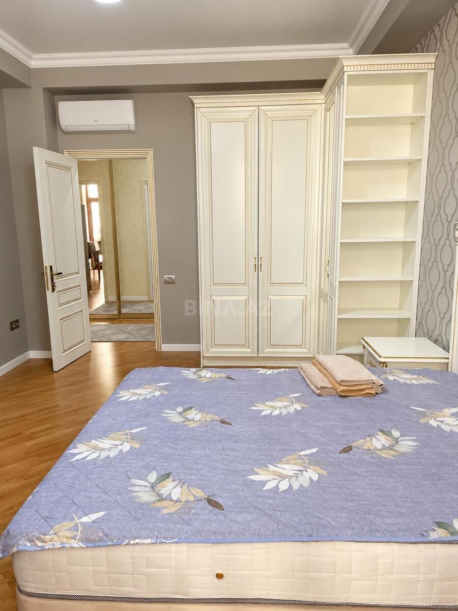 3 otaqlı Yeni tikili, Ağ şəhər q., Bakı