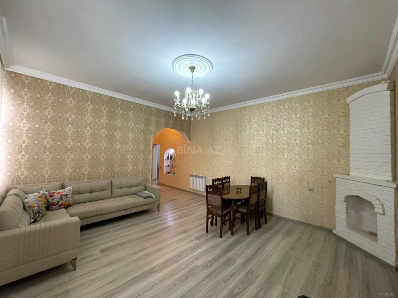 5 otaqlı Köhnə tikili, 28 May m., Bakı