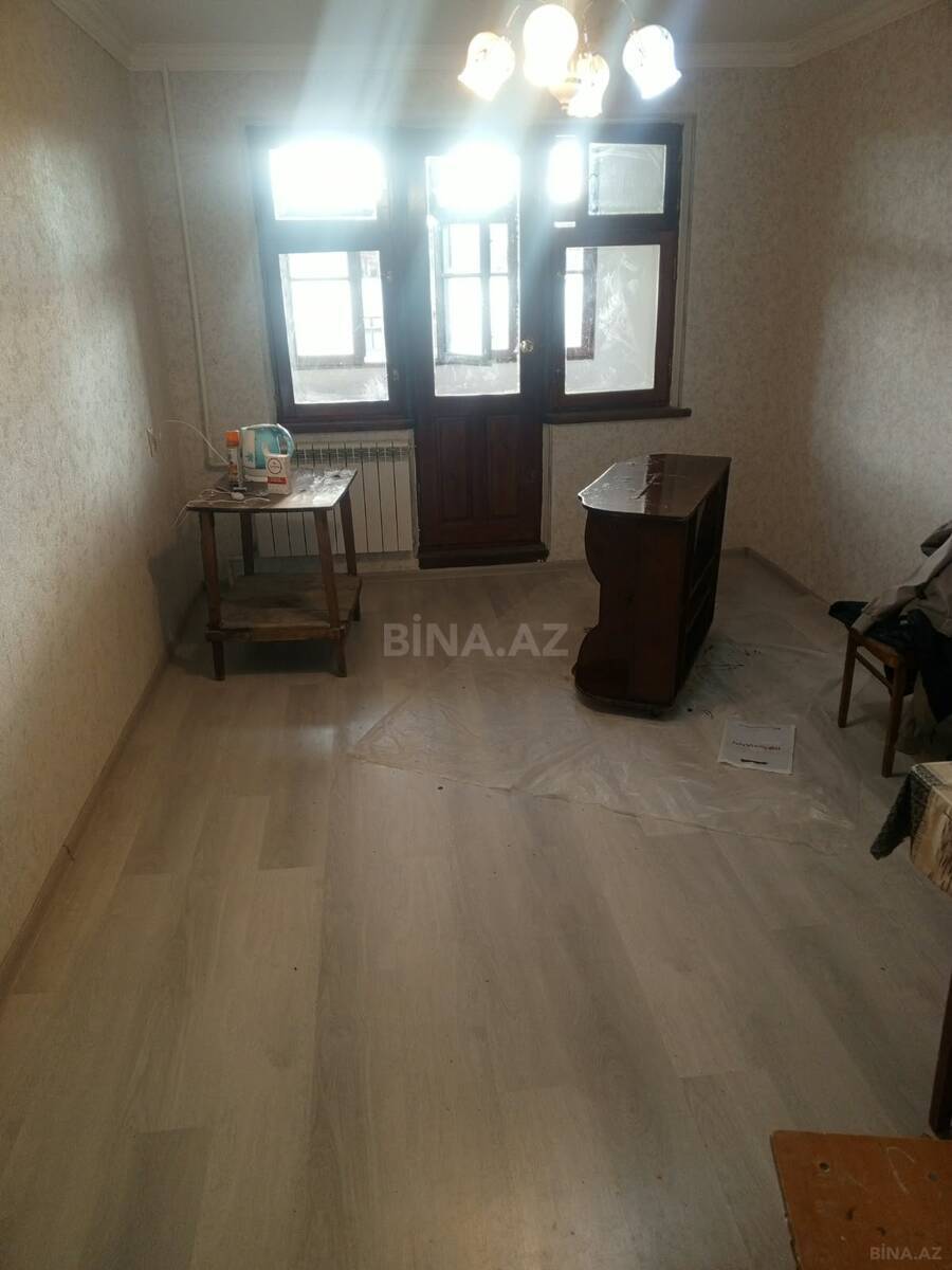 1 otaqlı Köhnə tikili, Elmlər Akademiyası m., Bakı