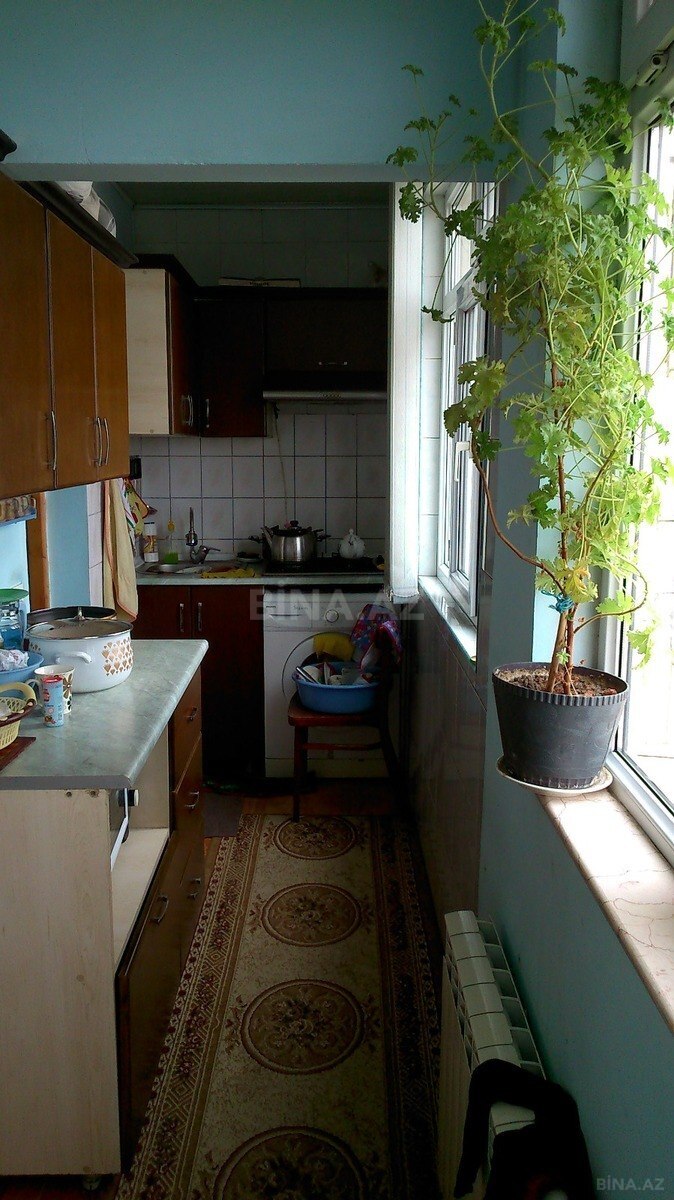 3 otaqlı Köhnə tikili, Köhnə Günəşli q., Bakı