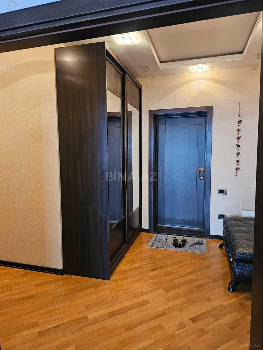 2 otaqlı Yeni tikili, 8 Noyabr m., Bakı