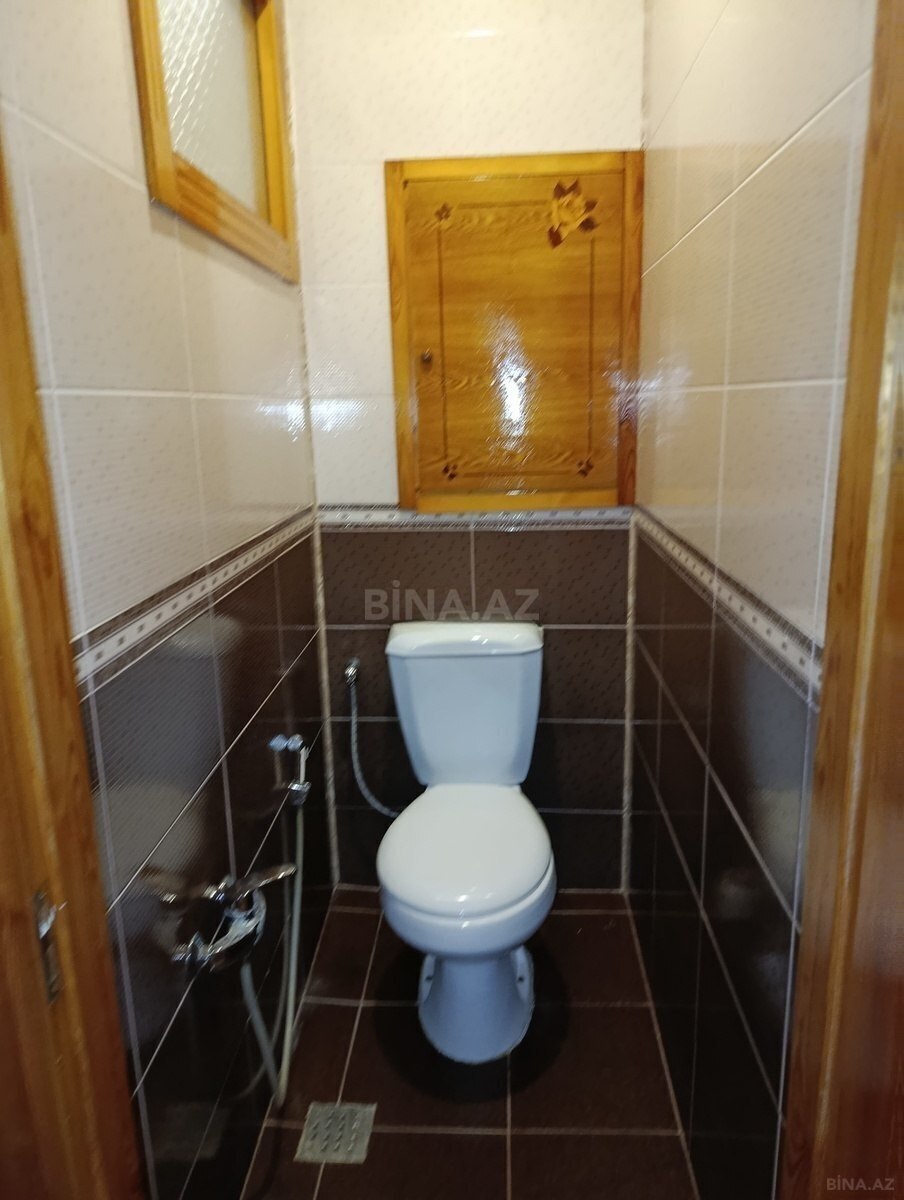 3 otaqlı Köhnə tikili, Xalqlar Dostluğu m., Bakı