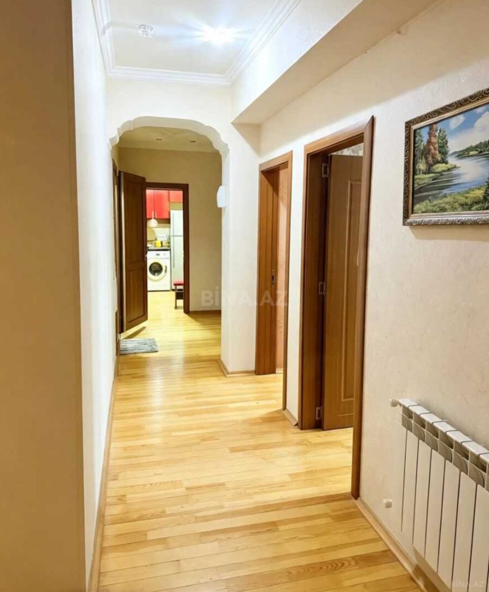 3 otaqlı Yeni tikili, Neftçilər m., Bakı