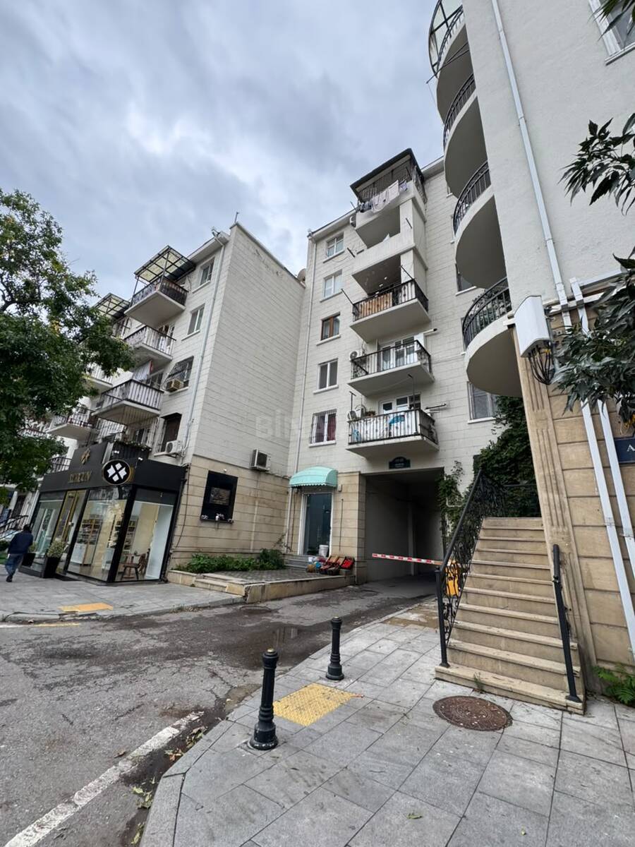 2 otaqlı Köhnə tikili, Nəsimi r., Bakı