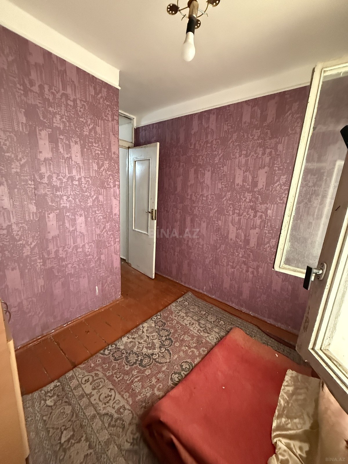 2 otaqlı Köhnə tikili, Neftçilər m., Bakı