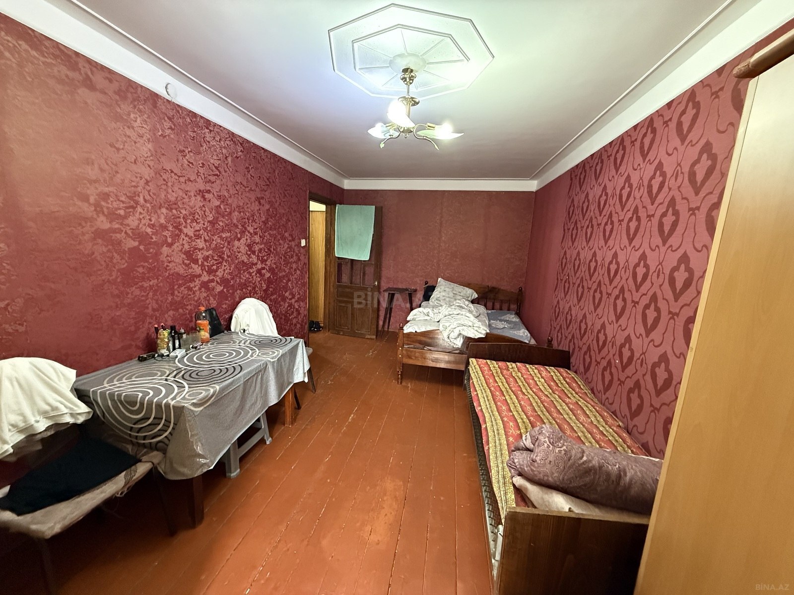 2 otaqlı Köhnə tikili, Neftçilər m., Bakı