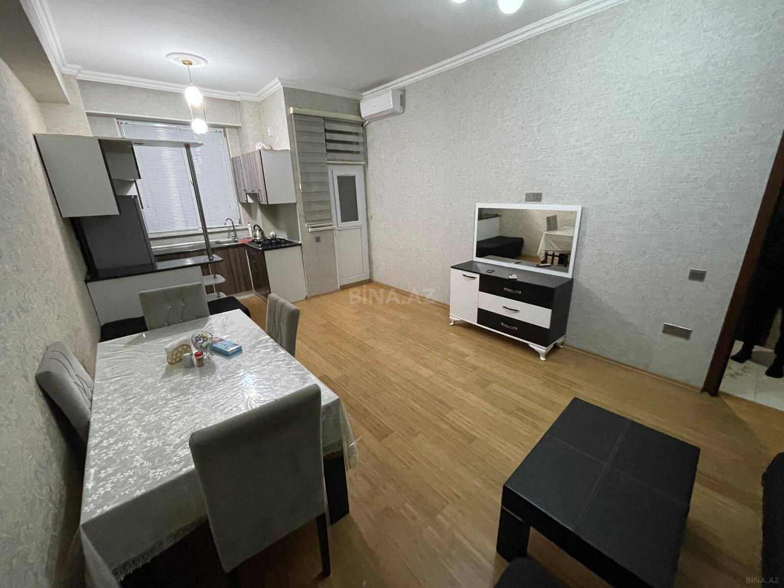 2 otaqlı Yeni tikili, Xırdalan