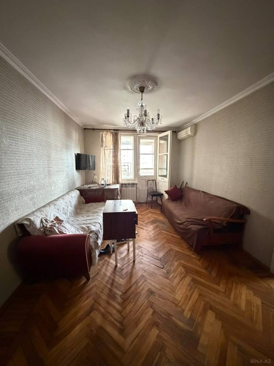 2 otaqlı Köhnə tikili, Nizami m., Bakı