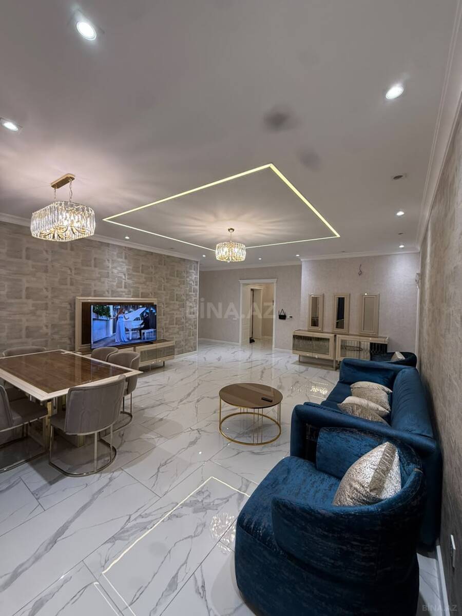 3 otaqlı Yeni tikili, 8 Noyabr m., Bakı