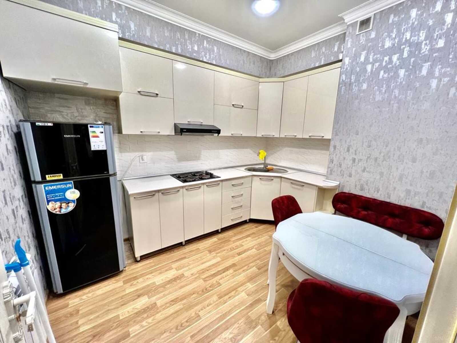 2 otaqlı Yeni tikili, Qara Qarayev m., Bakı