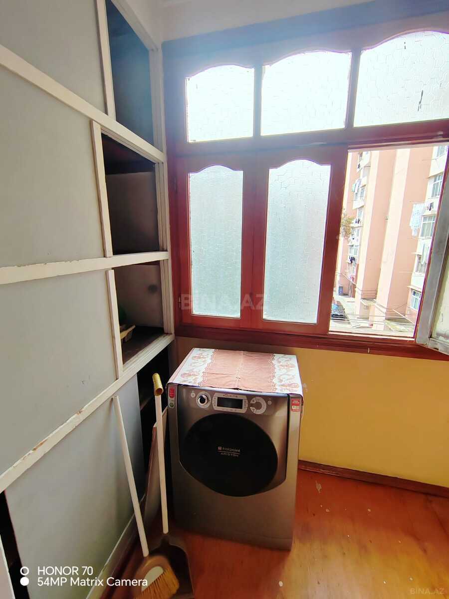 3 otaqlı Köhnə tikili, Həzi Aslanov m., Bakı