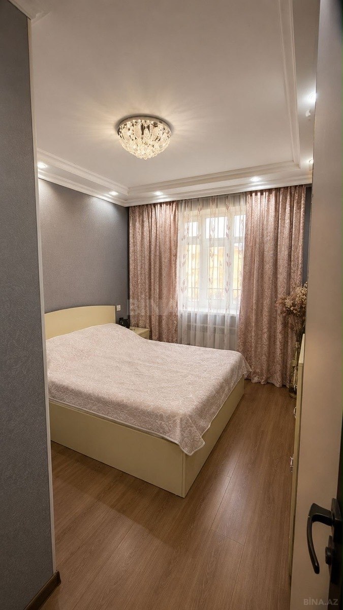 2 otaqlı Köhnə tikili, Əhmədli m., Bakı