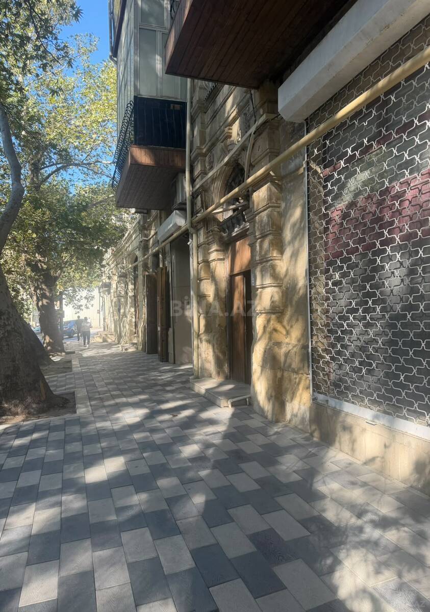 3 otaqlı Köhnə tikili, Nəsimi r., Bakı