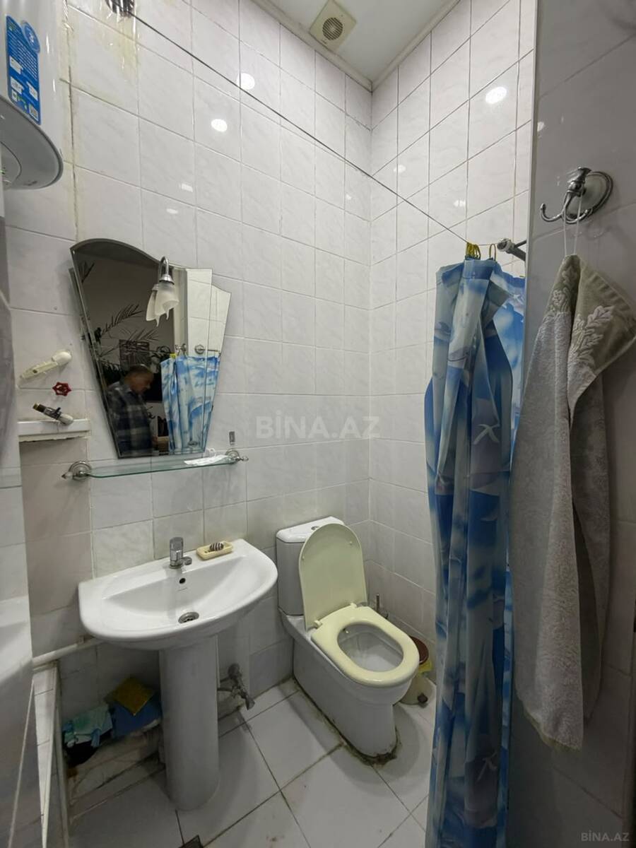 5 otaqlı Köhnə tikili, Şah İsmayıl Xətai m., Bakı